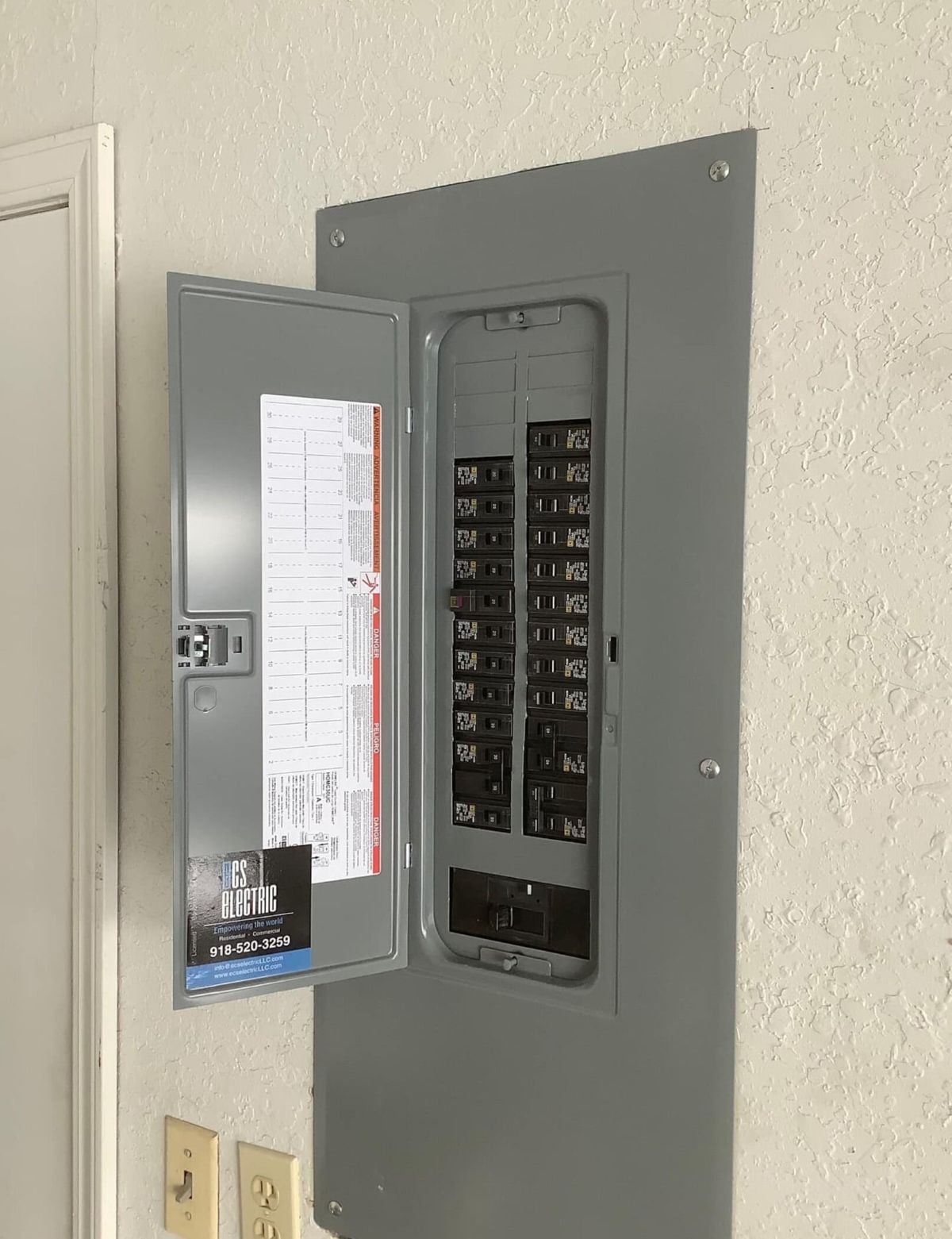 electric panel building